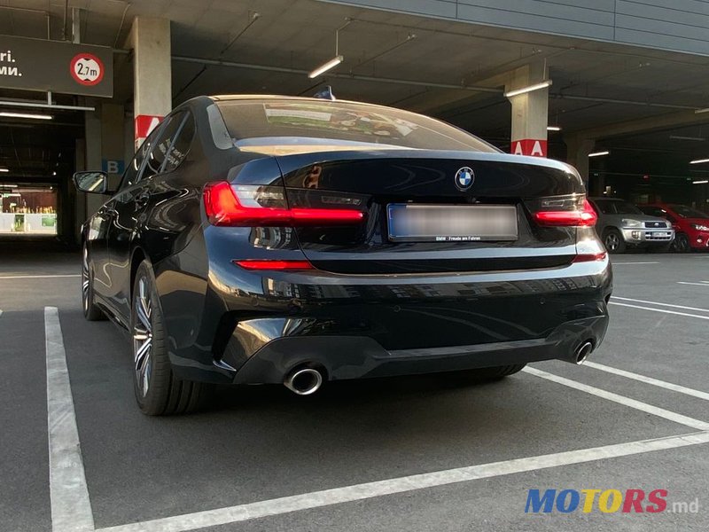 2020' BMW 3 Series photo #1