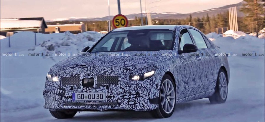 2021 Mercedes-Benz C-Class Spied On Video Playing In The Snow
