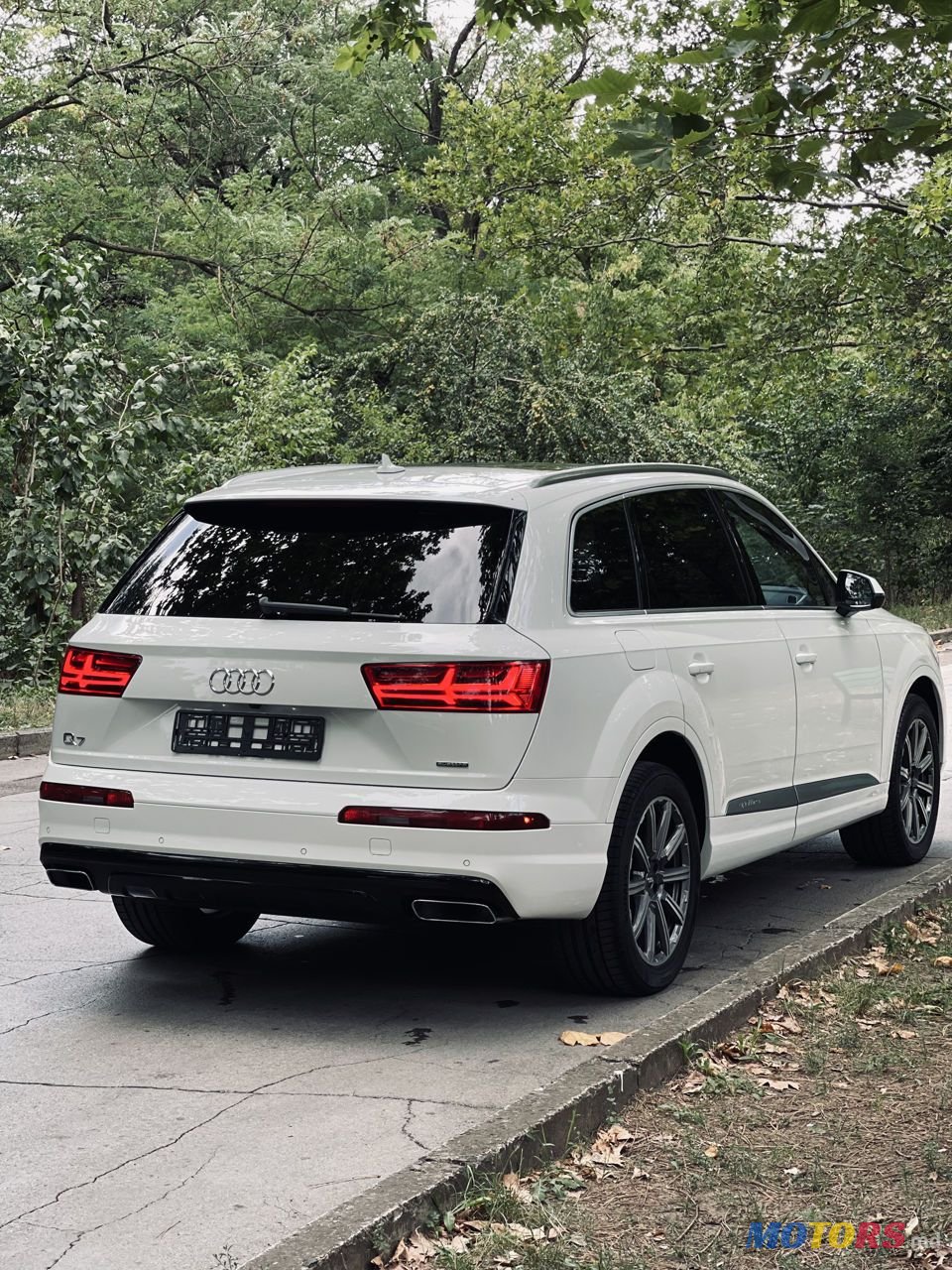 2017' Audi Q7 photo #6