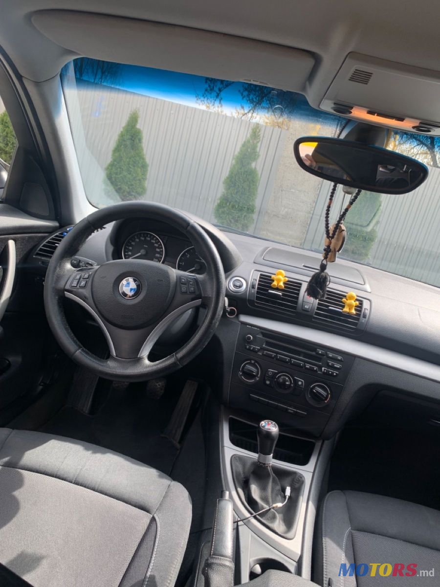 2008' BMW 1 Series photo #5