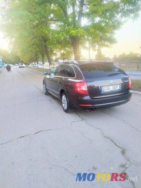 2010' Skoda Superb photo #2