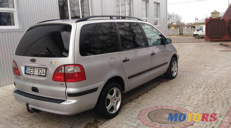 2001' Ford Galaxy photo #2