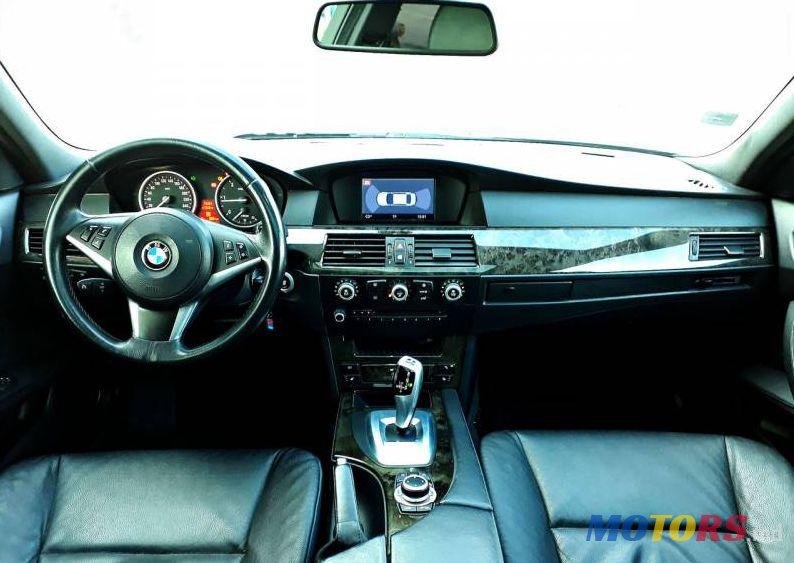2008' BMW 5 photo #1