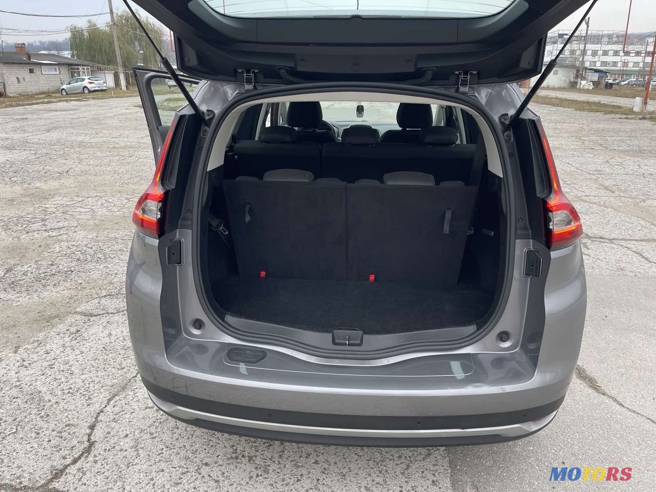 2017' Renault Grand Scenic photo #3