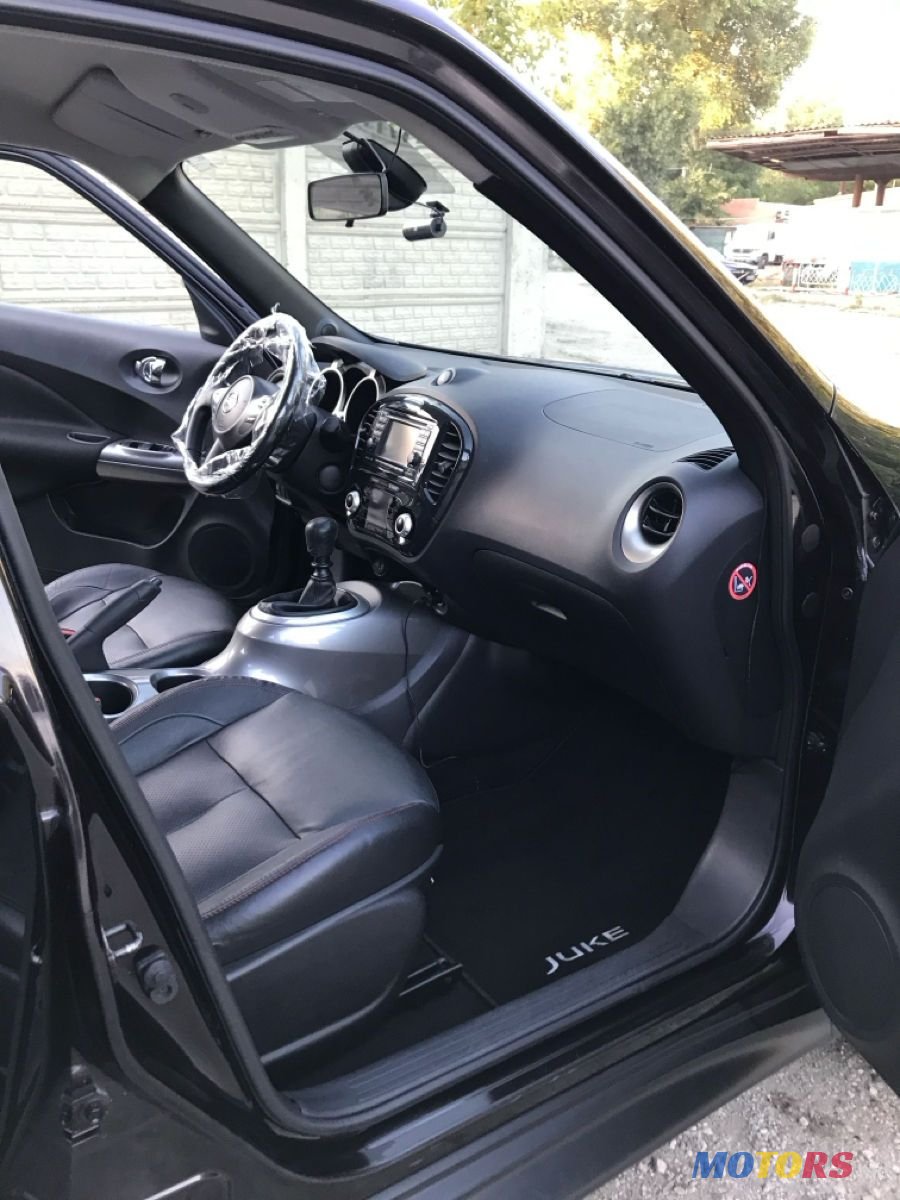 2012' Nissan Juke photo #3