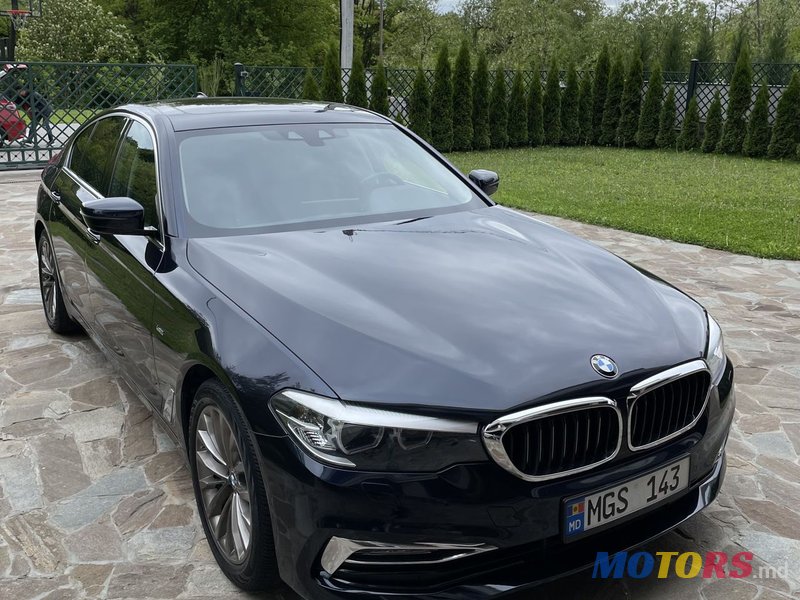 2017' BMW 5 Series photo #3