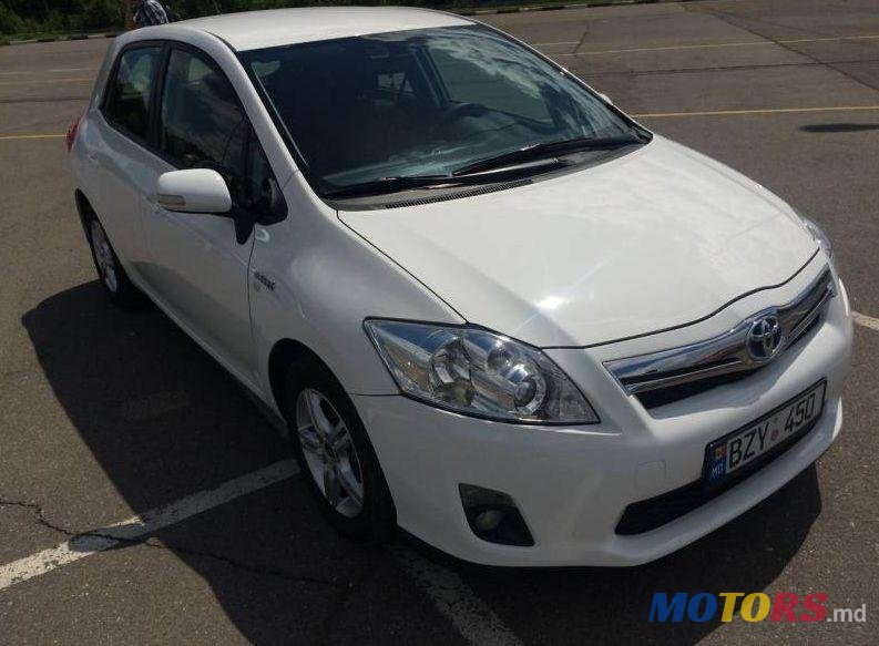 2010' Toyota Auris photo #1