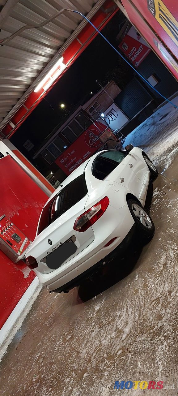 2010' Renault Fluence photo #1