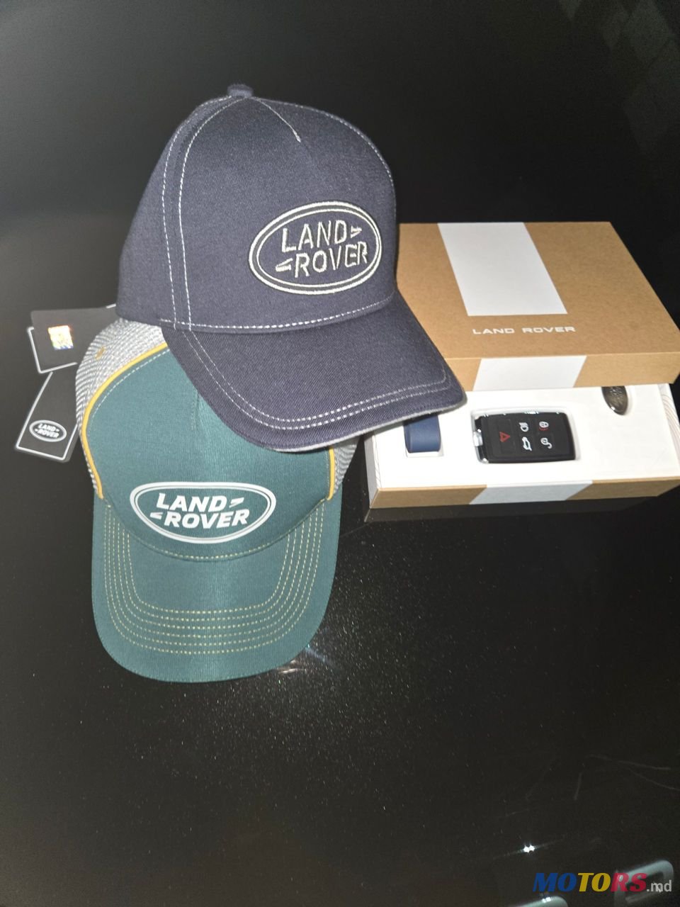 2022' Land Rover Range Rover Evoque photo #6