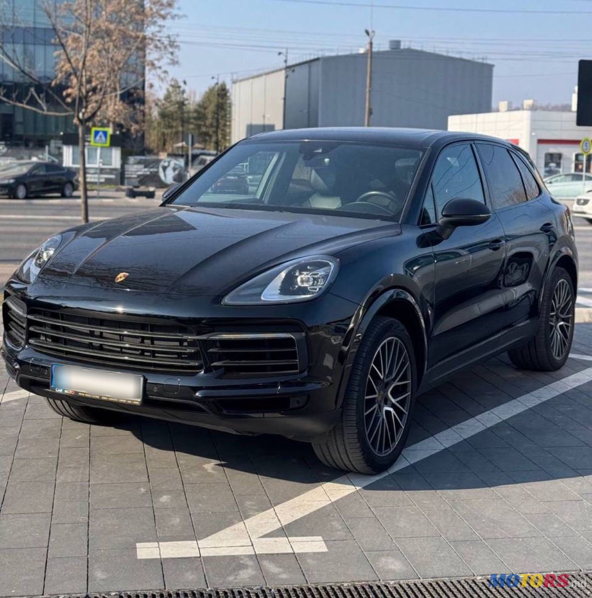 2019' Porsche Cayenne photo #1