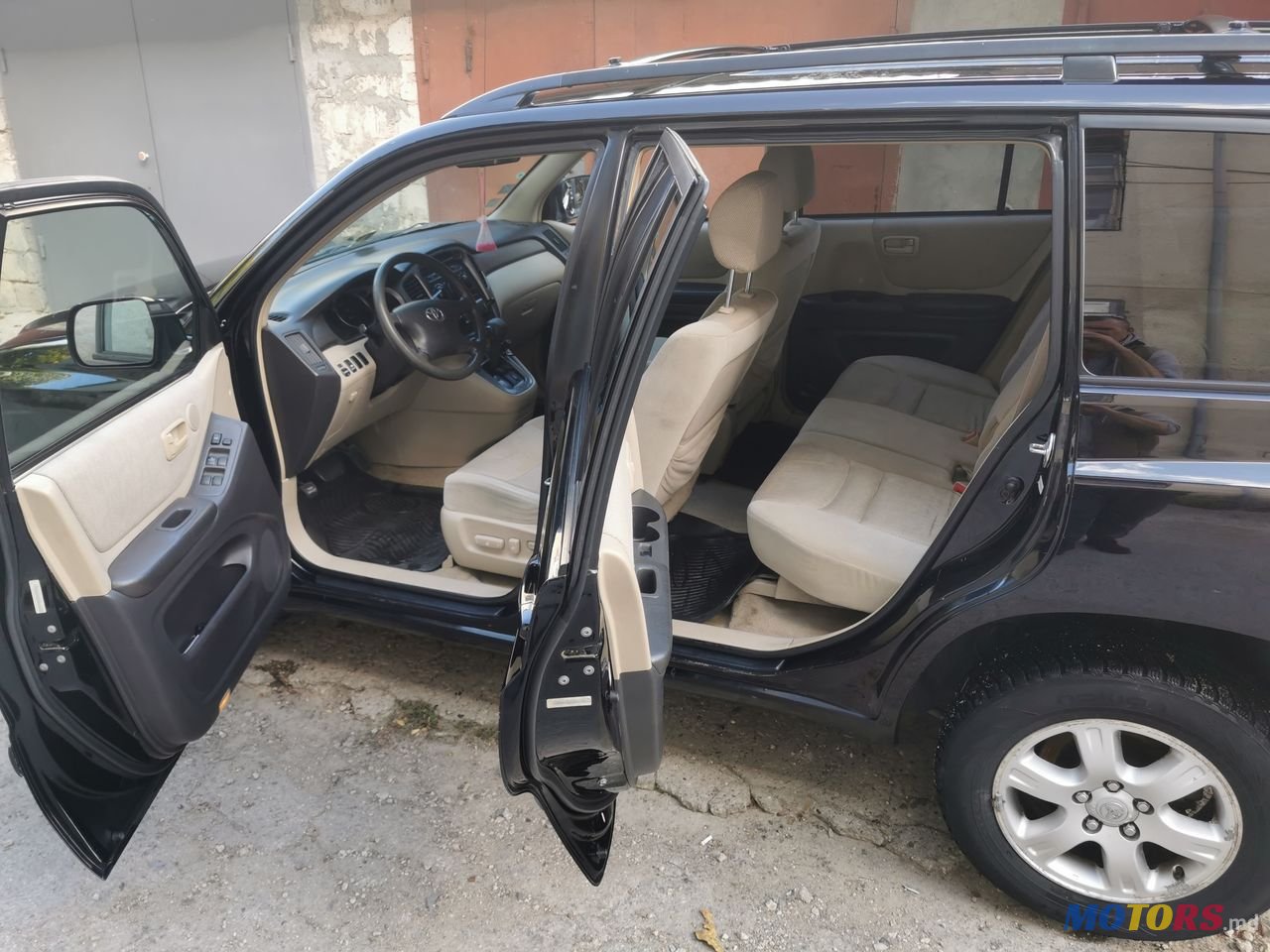 2001' Toyota Highlander photo #2