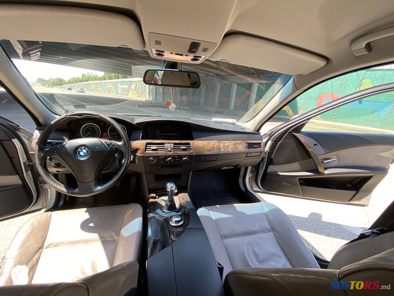 2004' BMW 5 Series photo #5