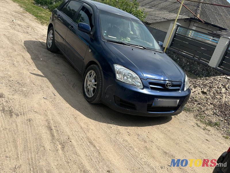 2005' Toyota Corolla photo #3