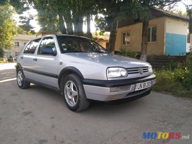 1995' Volkswagen Golf photo #2