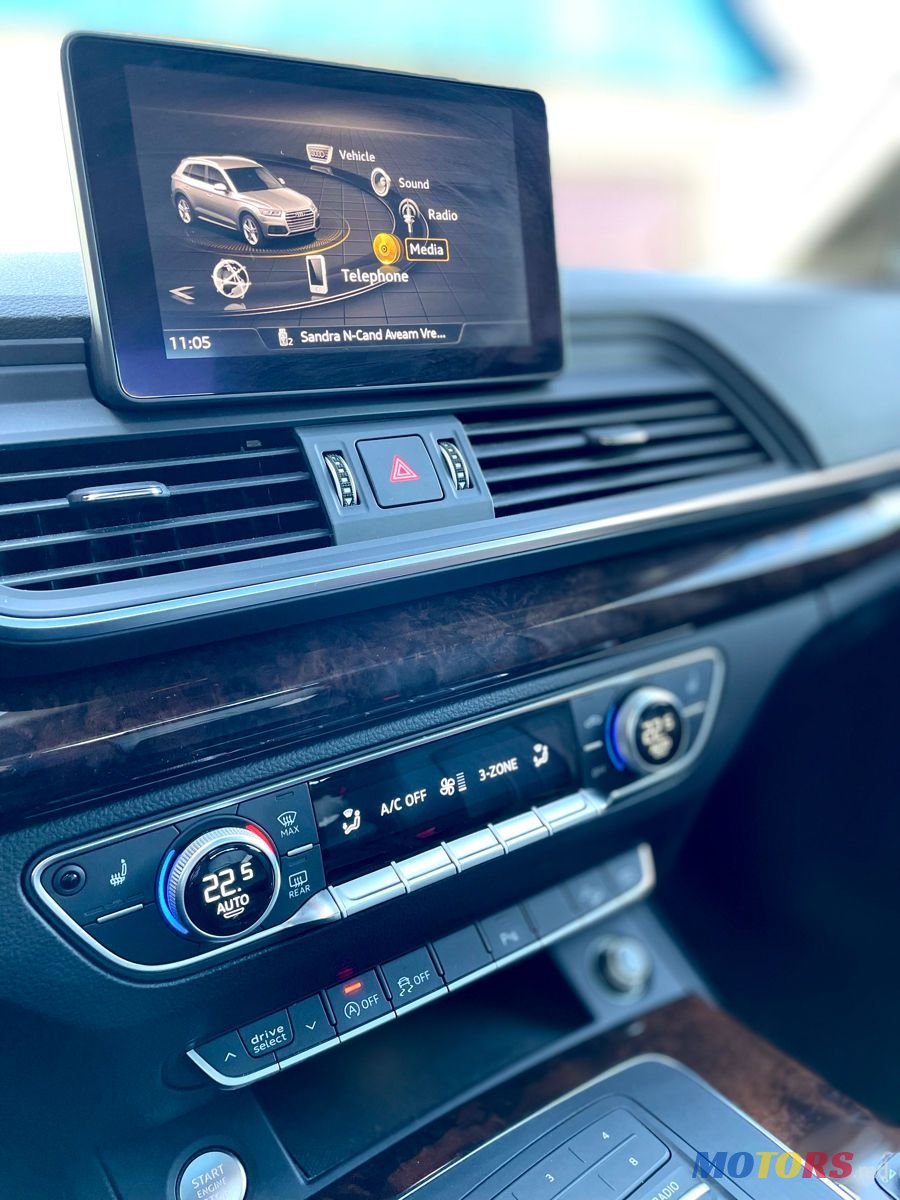 2017' Audi Q5 photo #5