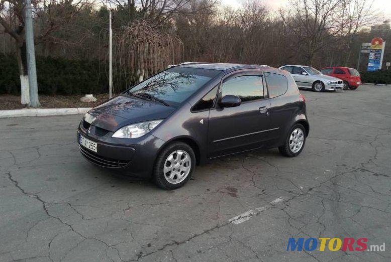 2007' Mitsubishi Colt photo #1