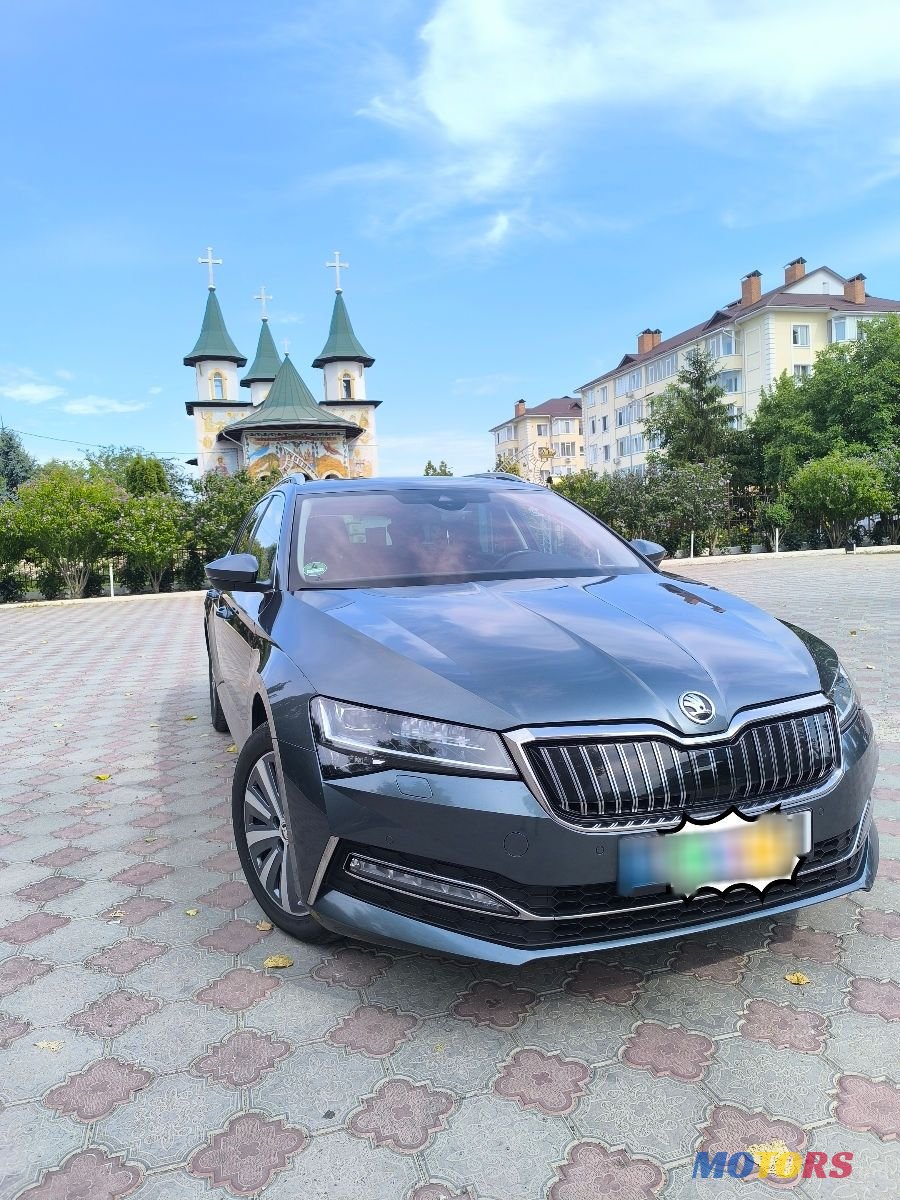 2021' Skoda Superb photo #1