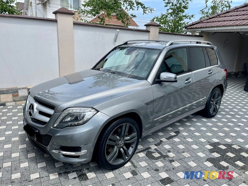 2013' Mercedes-Benz E Класс photo #1