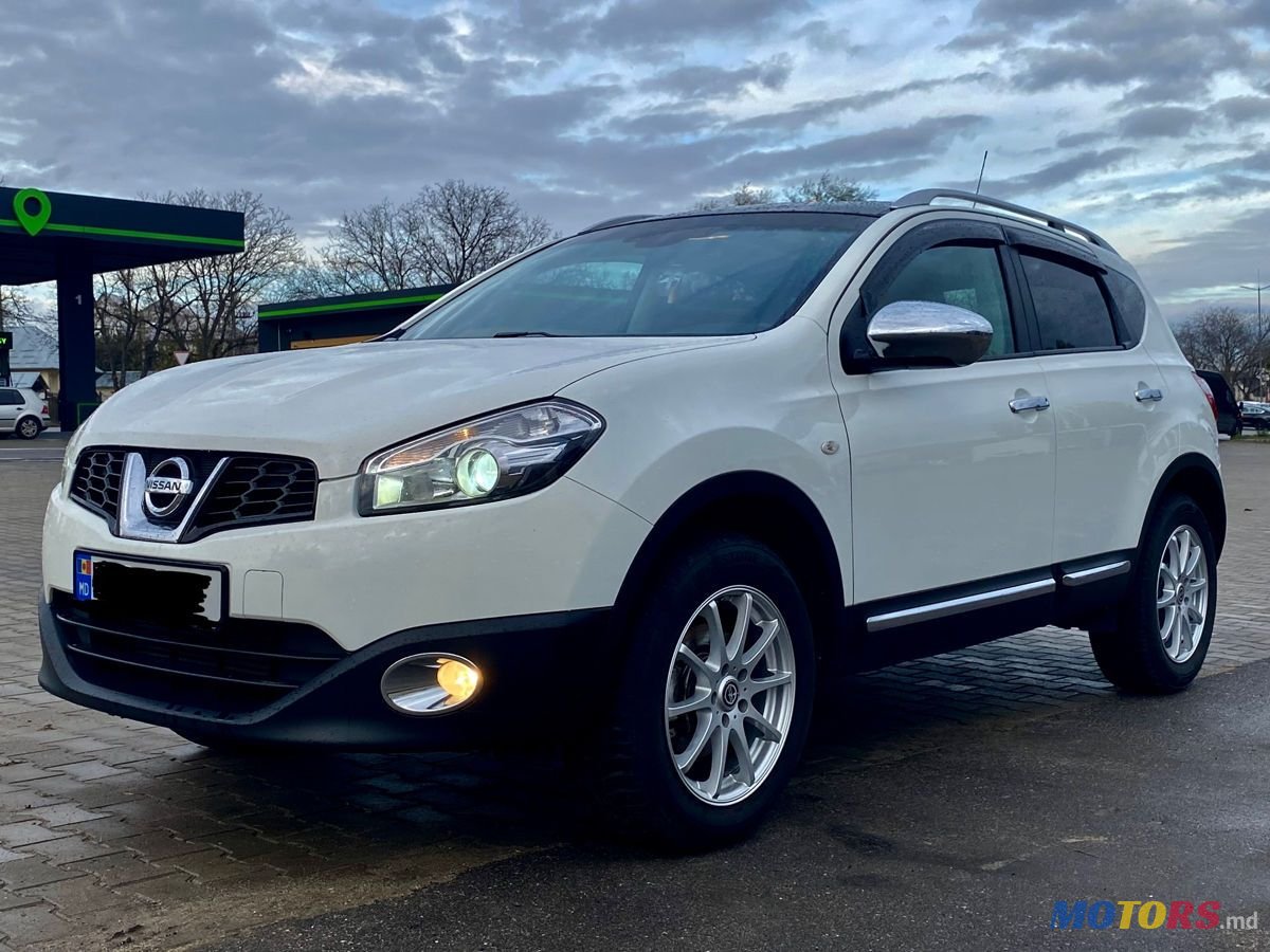 2011' Nissan Qashqai photo #1