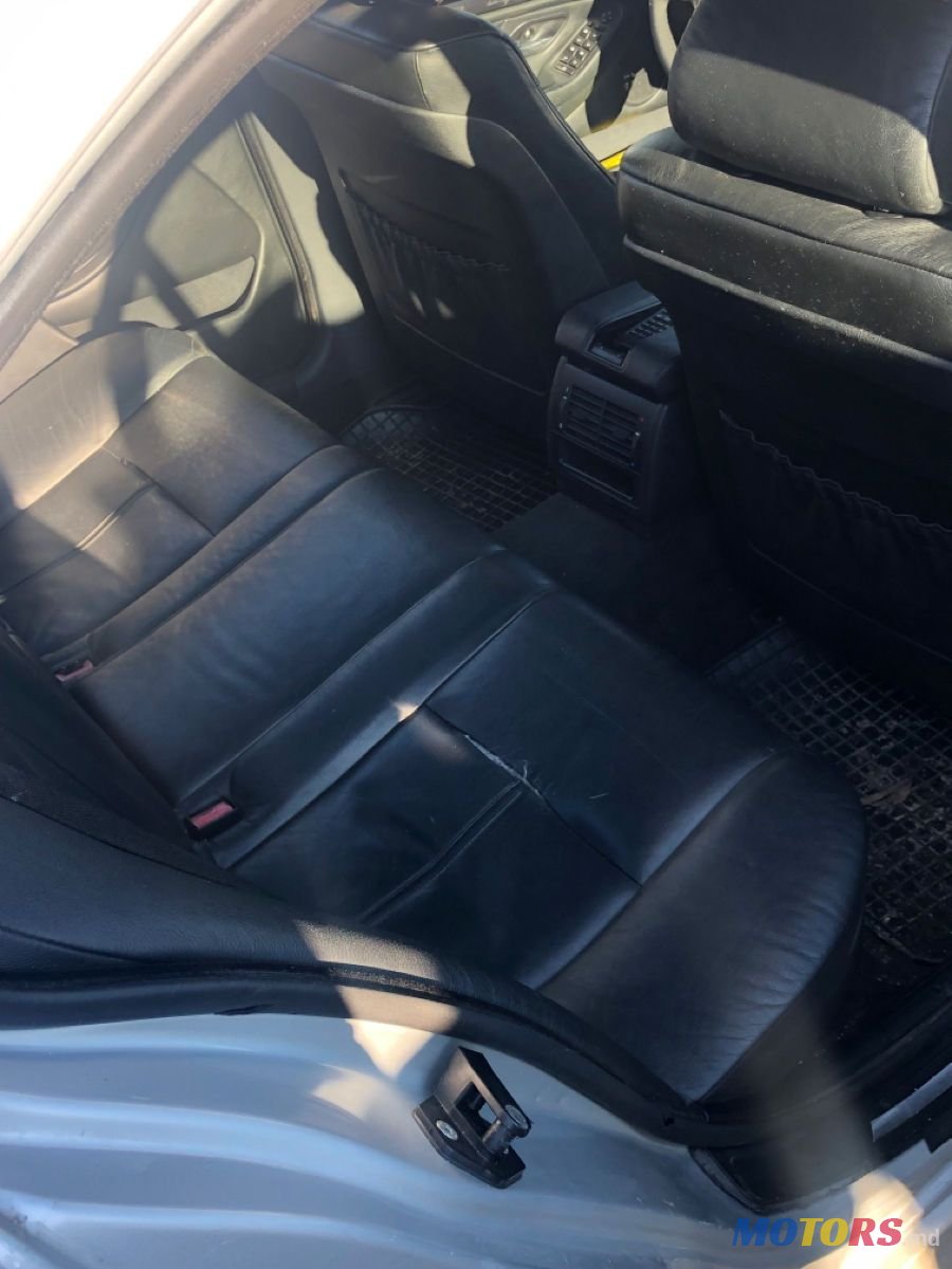 2001' BMW 5 Series photo #2