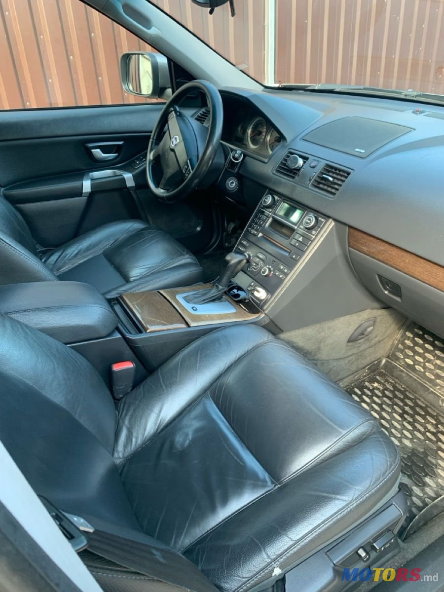 2011' Volvo XC90 photo #4