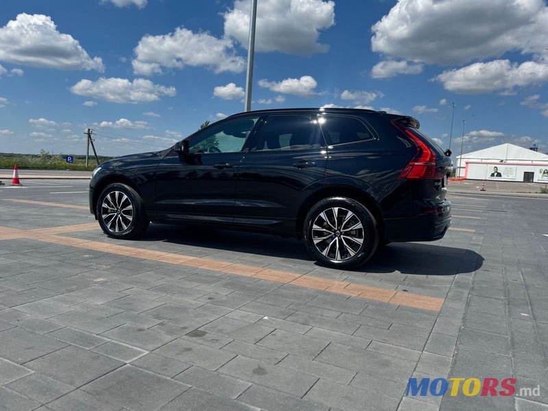 2022' Volvo XC60 photo #3