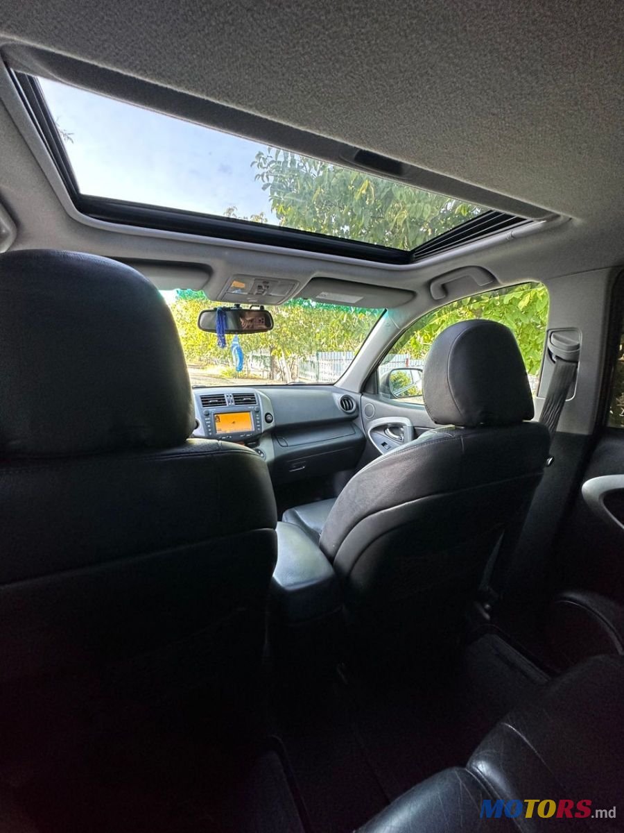 2009' Toyota RAV4 photo #6