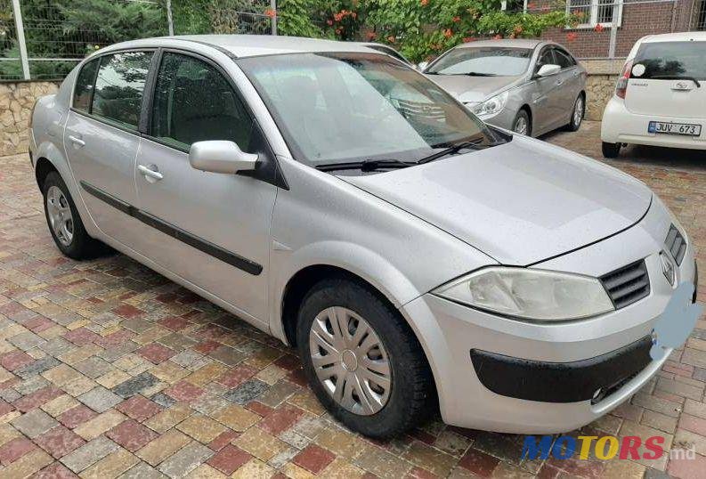 2008' Renault Megane photo #1