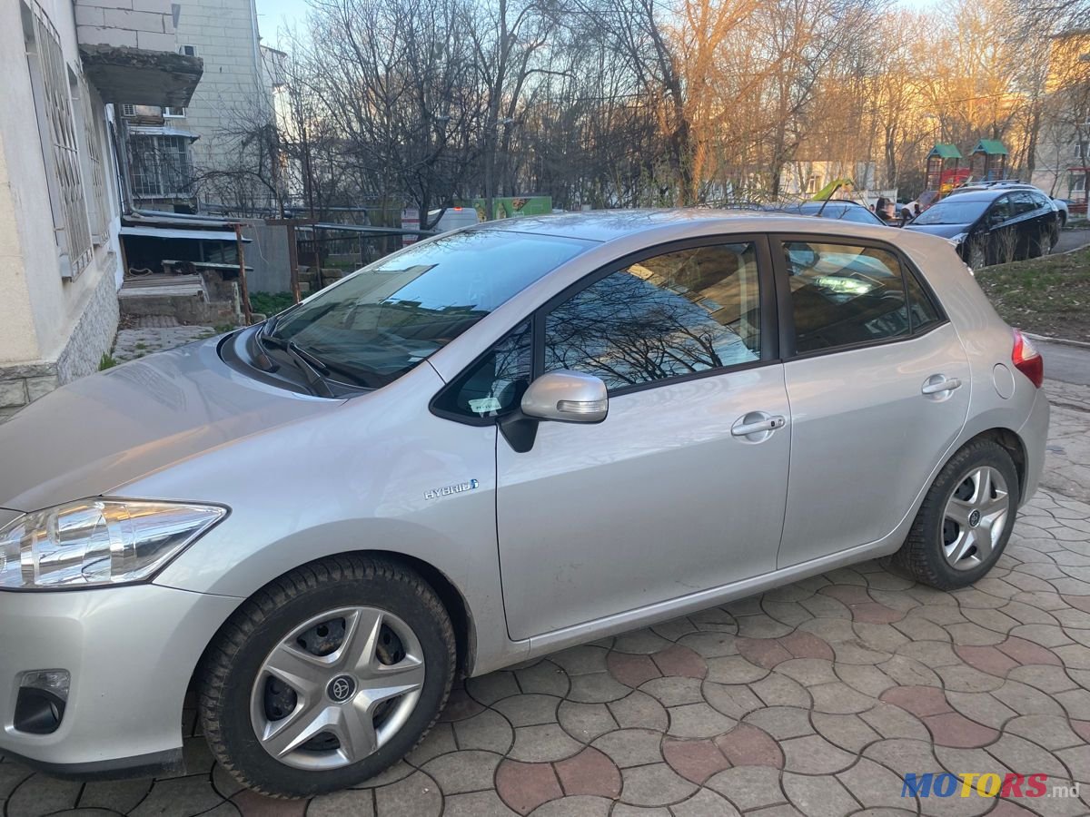 2010' Toyota Auris photo #3