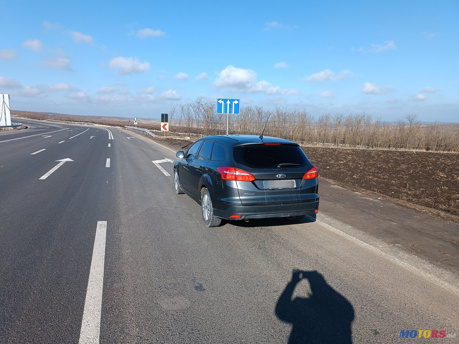 2016' Ford Focus photo #5