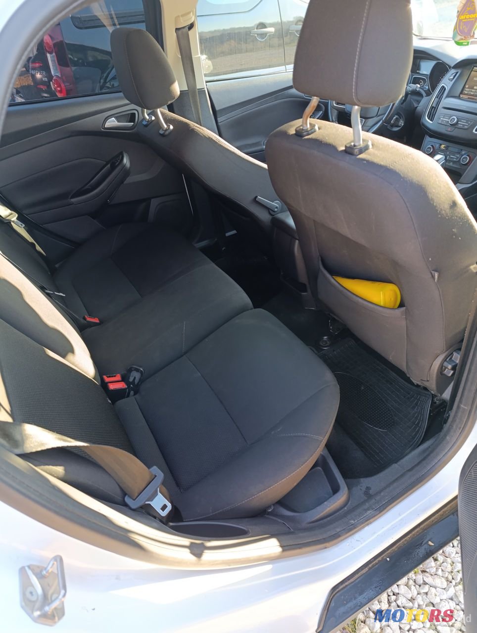 2016' Ford Focus photo #3