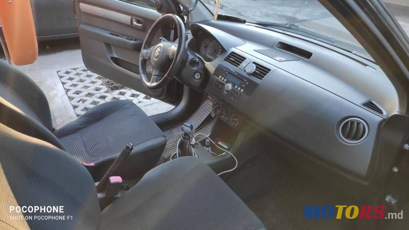 2007' Suzuki Swift photo #6