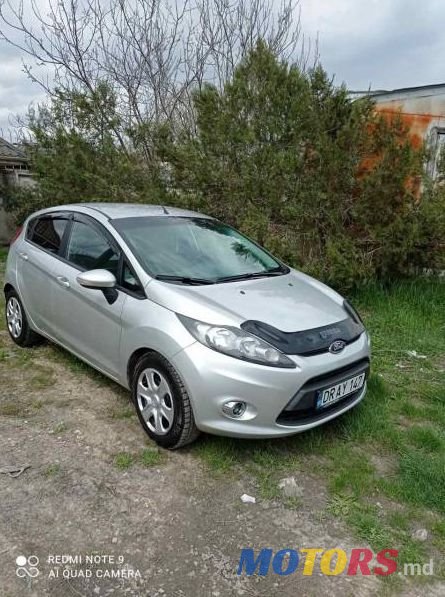2012' Ford Fiesta photo #3