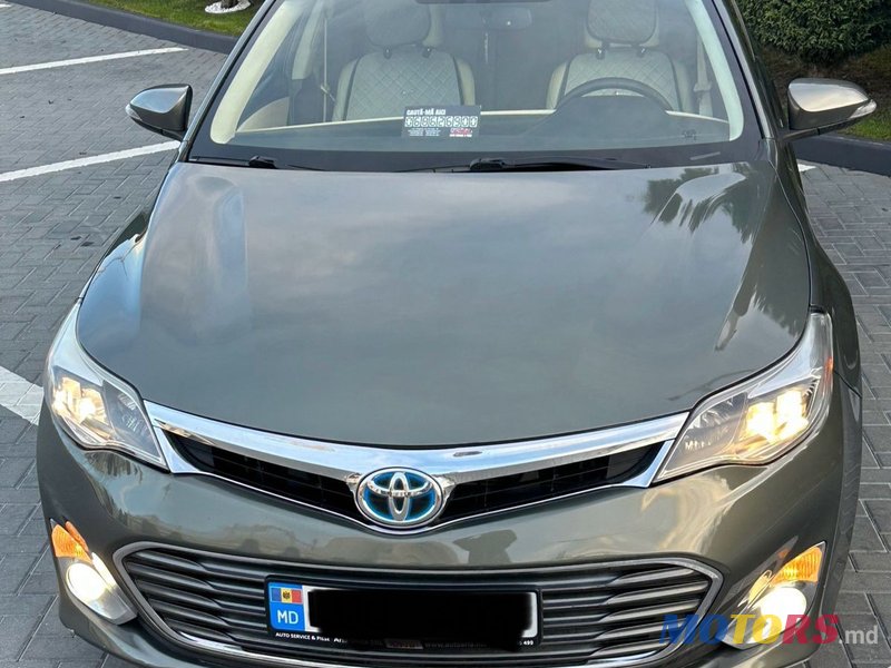 2014' Toyota Avalon photo #2
