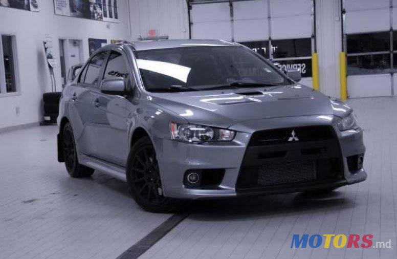 2013' Mitsubishi Lancer photo #2