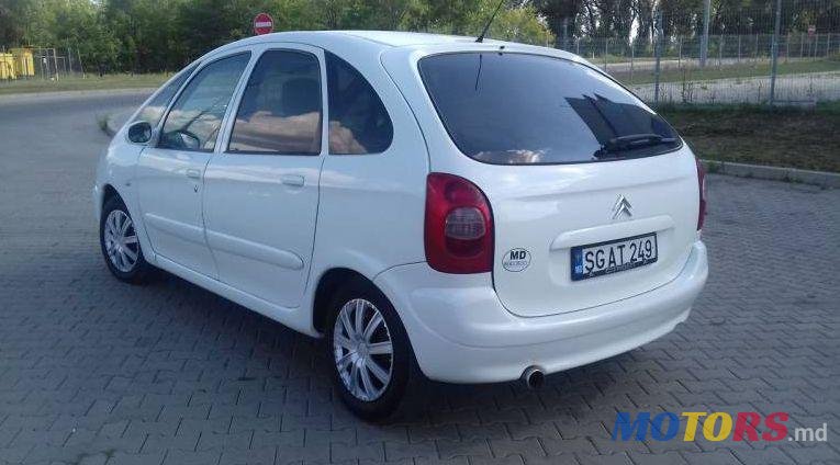 2000' Citroen Xsara Picasso photo #2