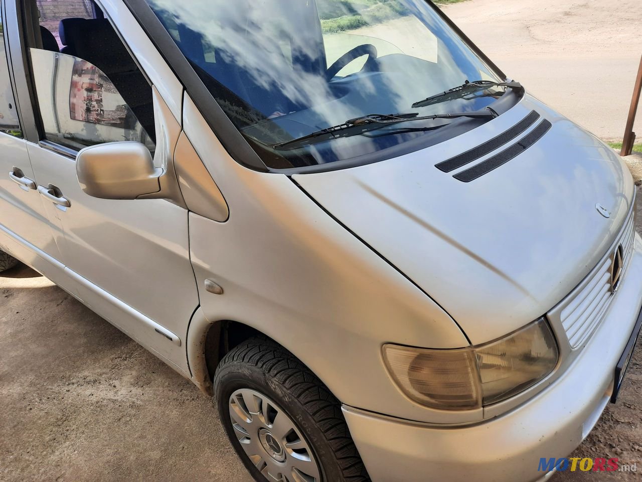 2002' Mercedes-Benz V Класс photo #1