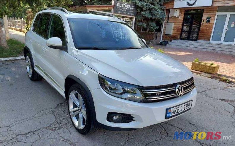 2013' Volkswagen Tiguan photo #1