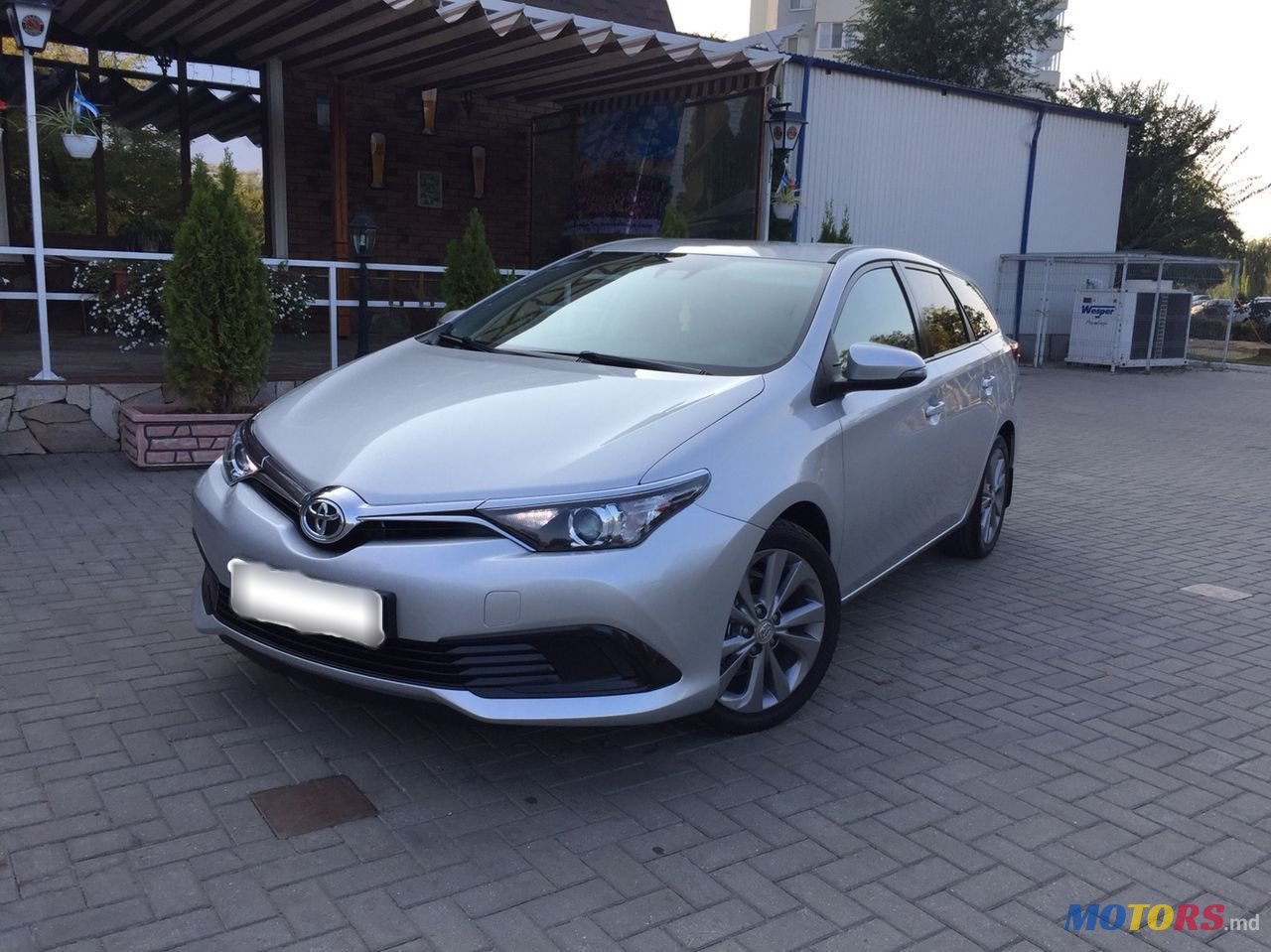 2016' Toyota Auris photo #2