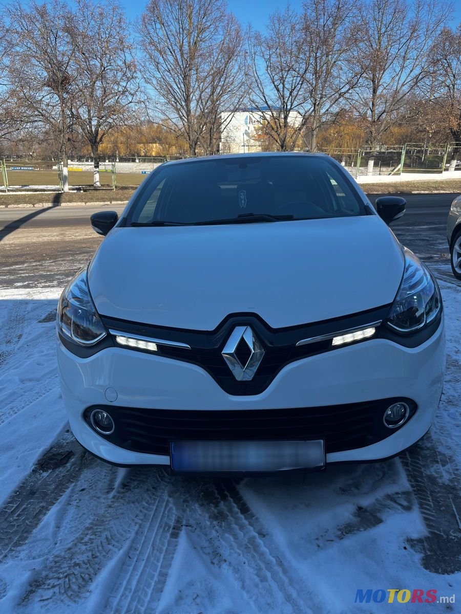 2015' Renault Clio photo #1
