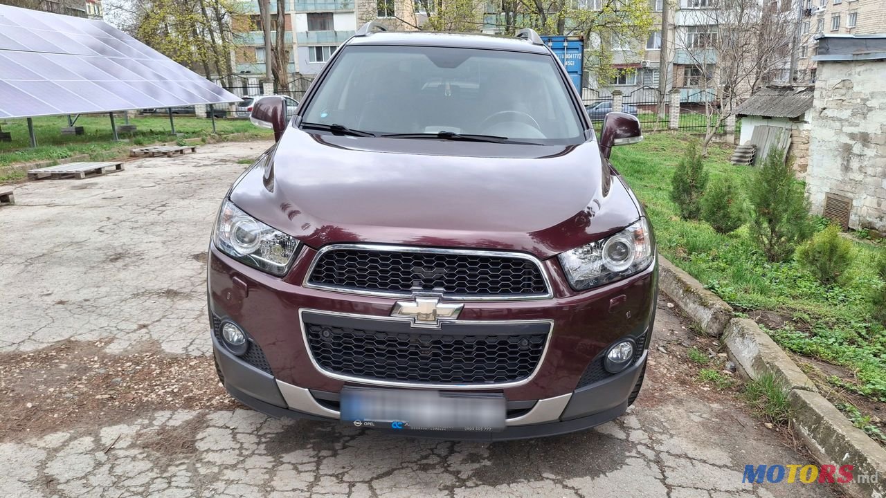 2012' Chevrolet Captiva photo #3