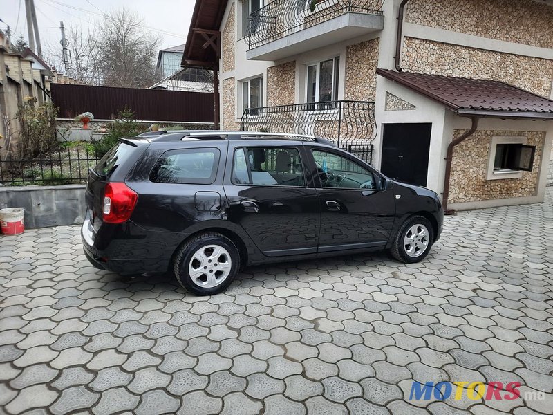 2015' Dacia Logan Mcv photo #2