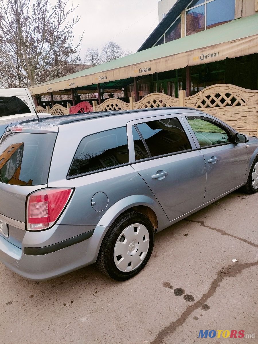 2006' Opel Astra photo #3