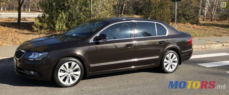 2013' Skoda Superb photo #1