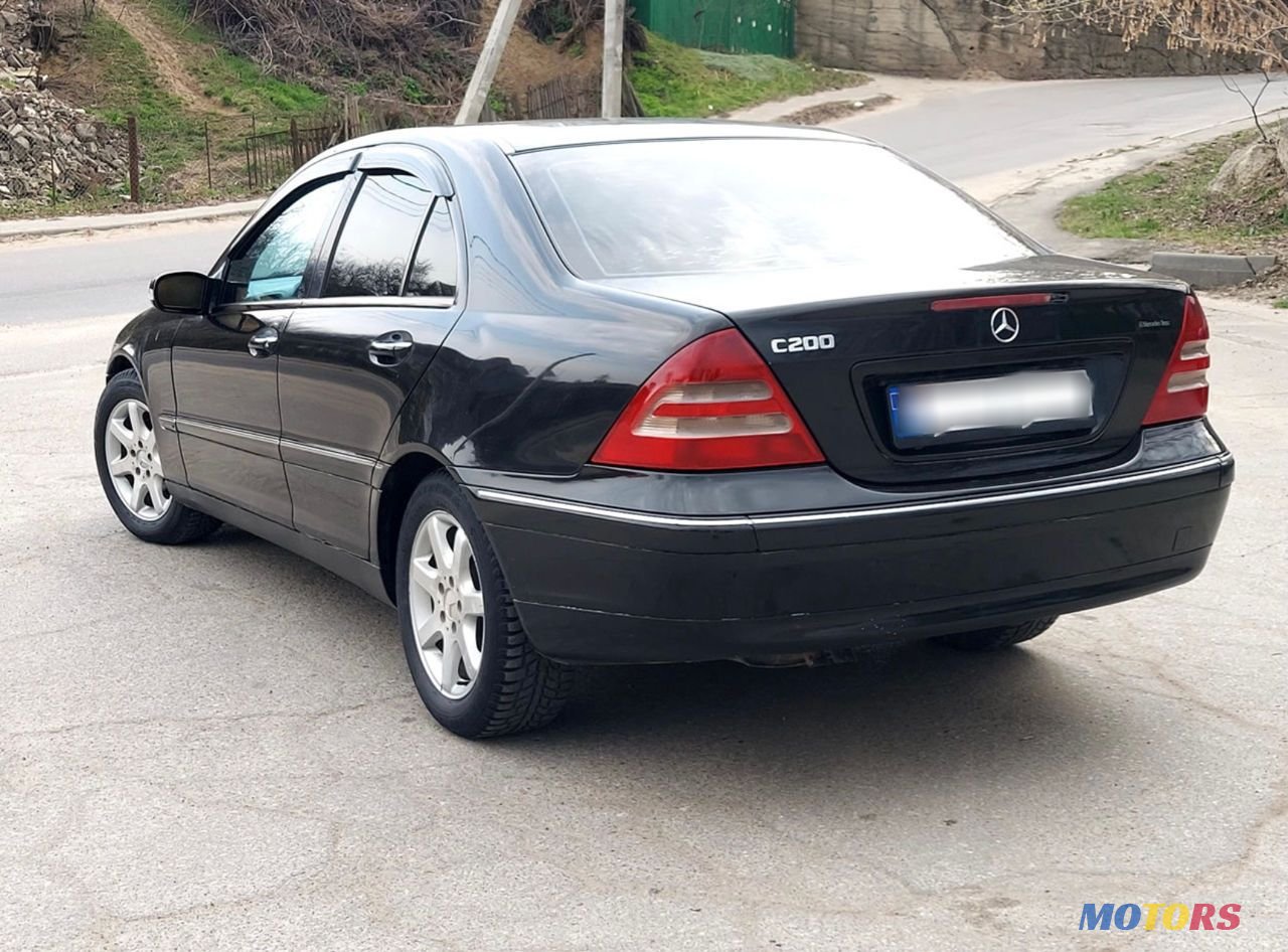 2002' Mercedes-Benz C Класс photo #3