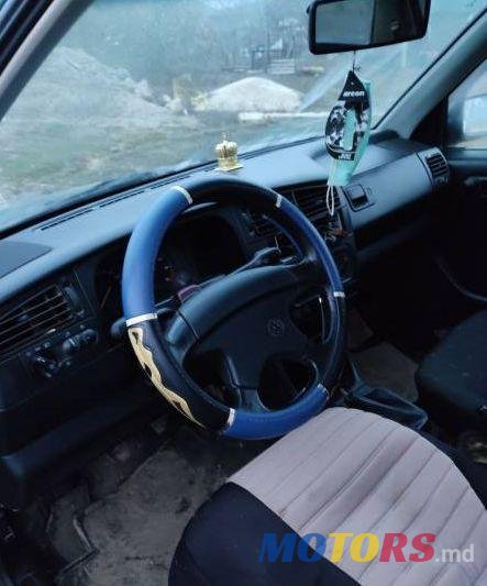 1995' Volkswagen Vento photo #3