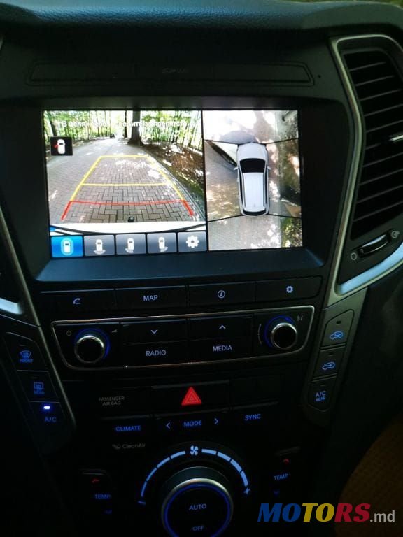 2018' Hyundai Santa Fe photo #5