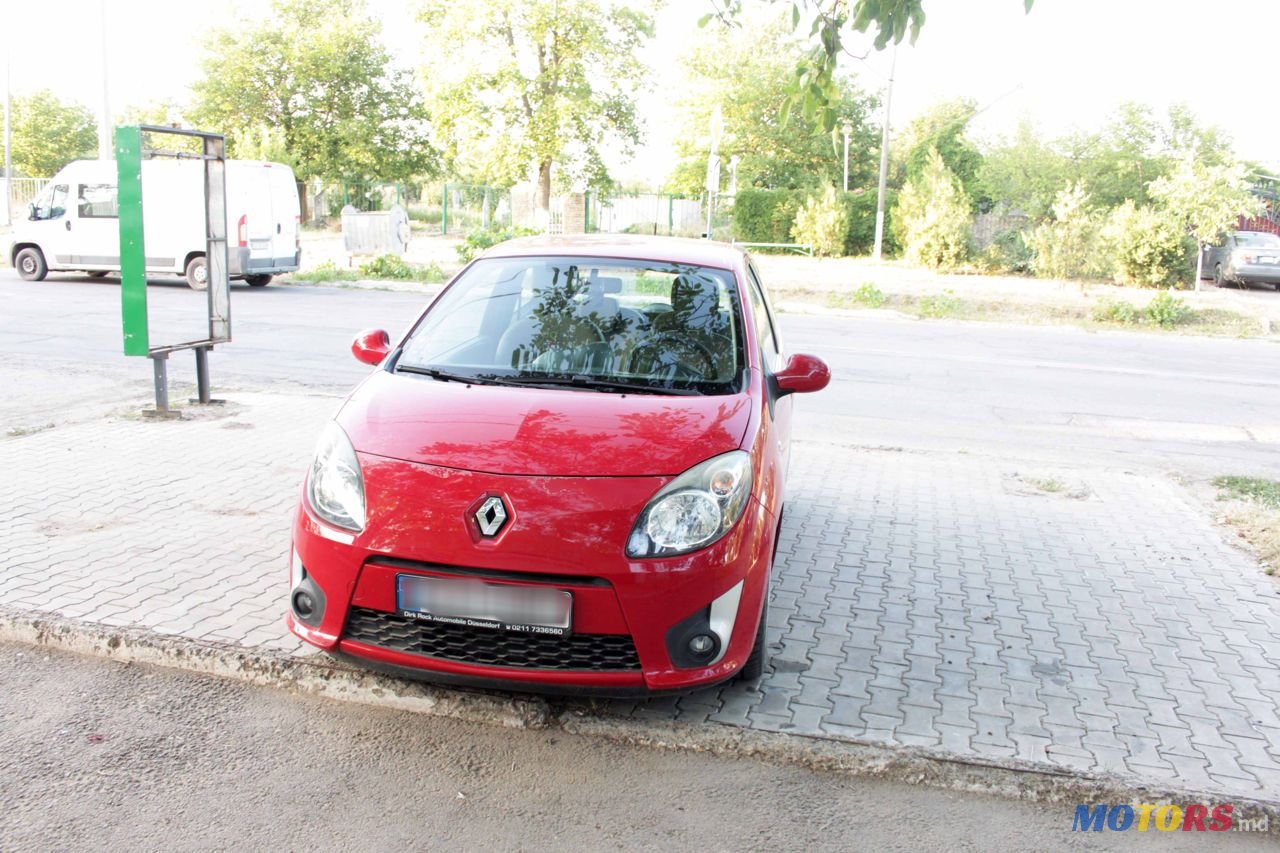 2009' Renault Twingo photo #2