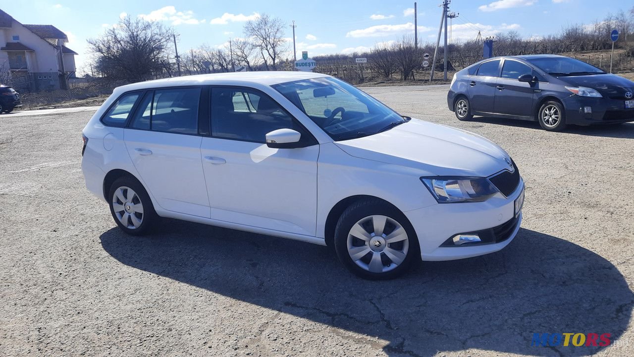 2016' Skoda Fabia photo #2