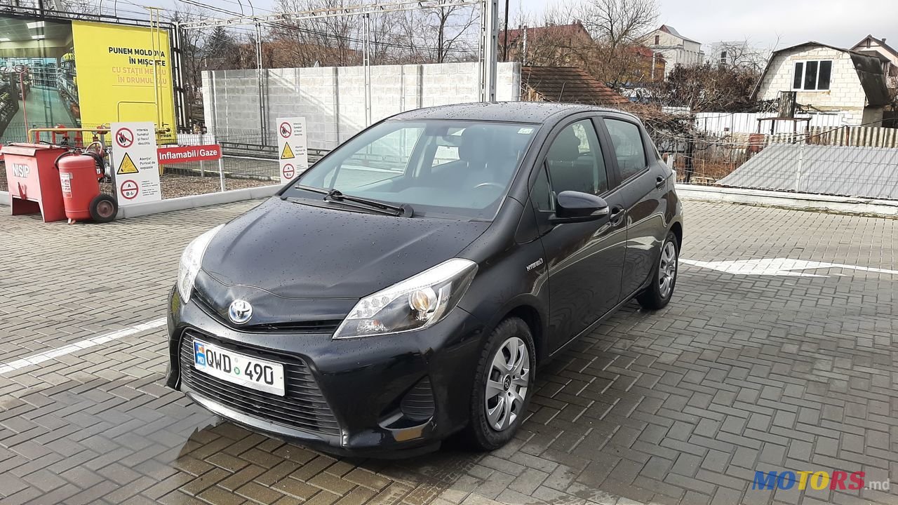 2014' Toyota Auris photo #1